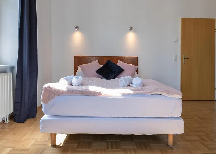 Yeshello Elegant Near * Βιέννη